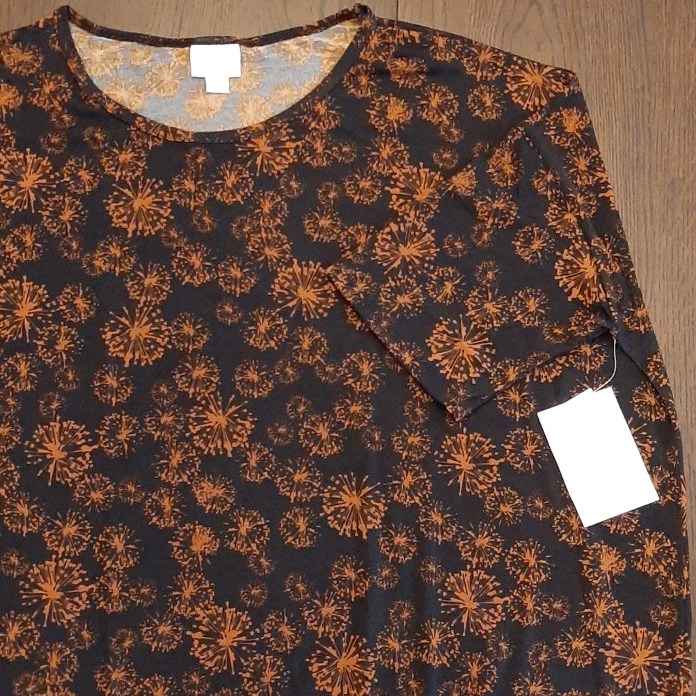LuLaRoe Irma Tunic
